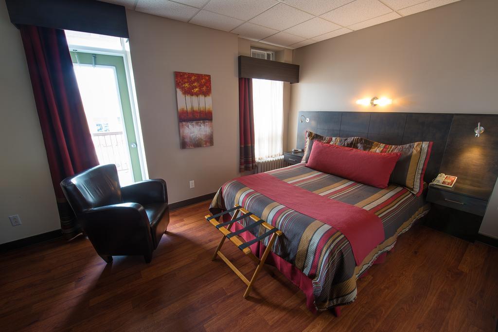 Hotel Du Fjord Chicoutimi Szoba fotó