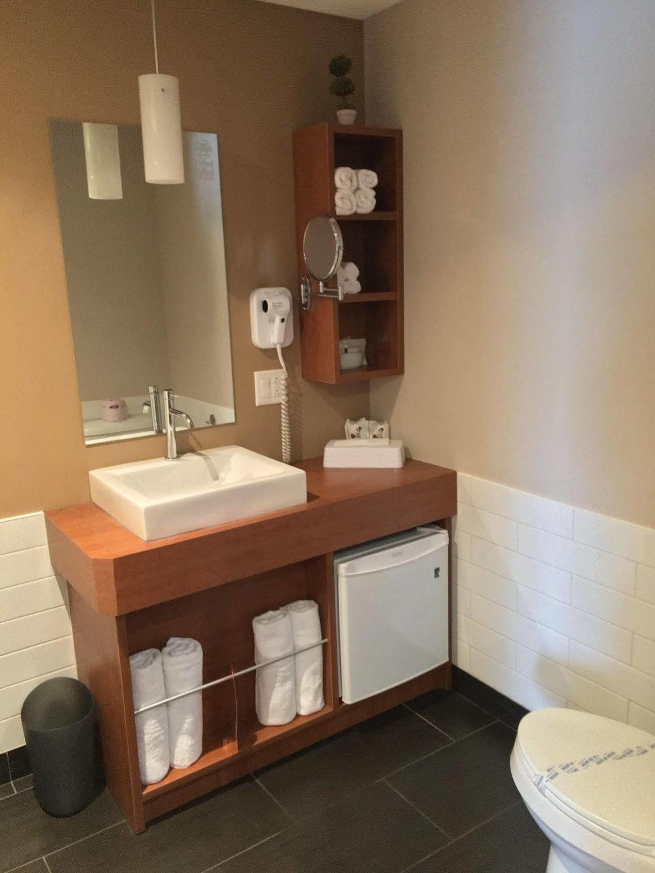 Hotel Du Fjord Chicoutimi Kültér fotó